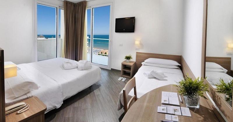 Hotel Atlantic & Spa Gabicce Mare Eksteriør billede