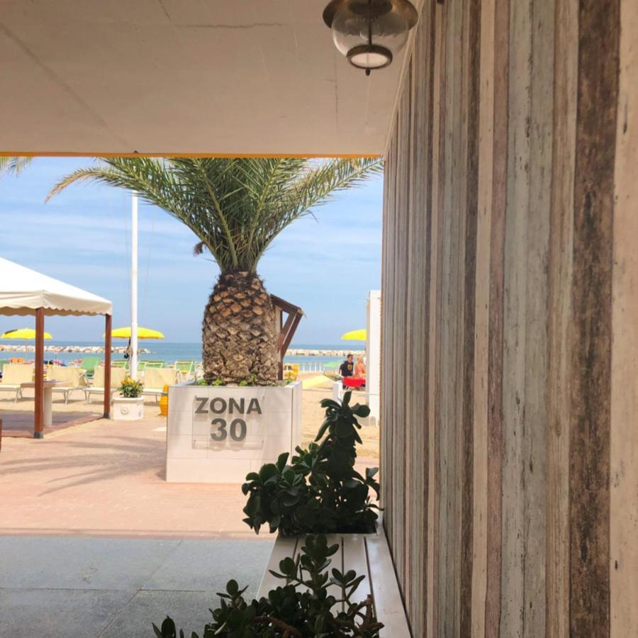 Hotel Atlantic & Spa Gabicce Mare Eksteriør billede